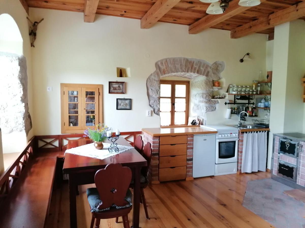 Holiday House Apartment Voukov Mlin Smarje pri Jelsah Extérieur photo